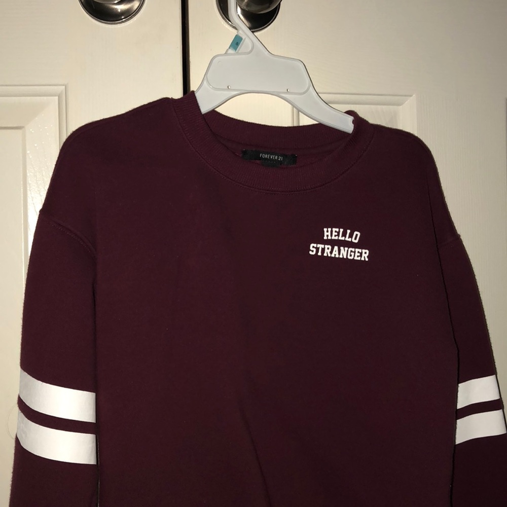 “HELLO STRANGER” LONG SLEEVE TEE